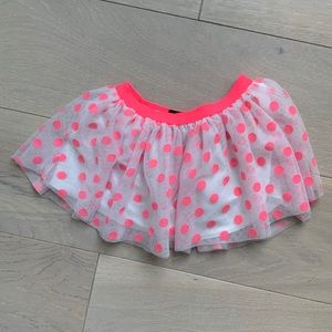 The Children's Place, 12-18m girls tutu skirt, white with neon pink polka dots